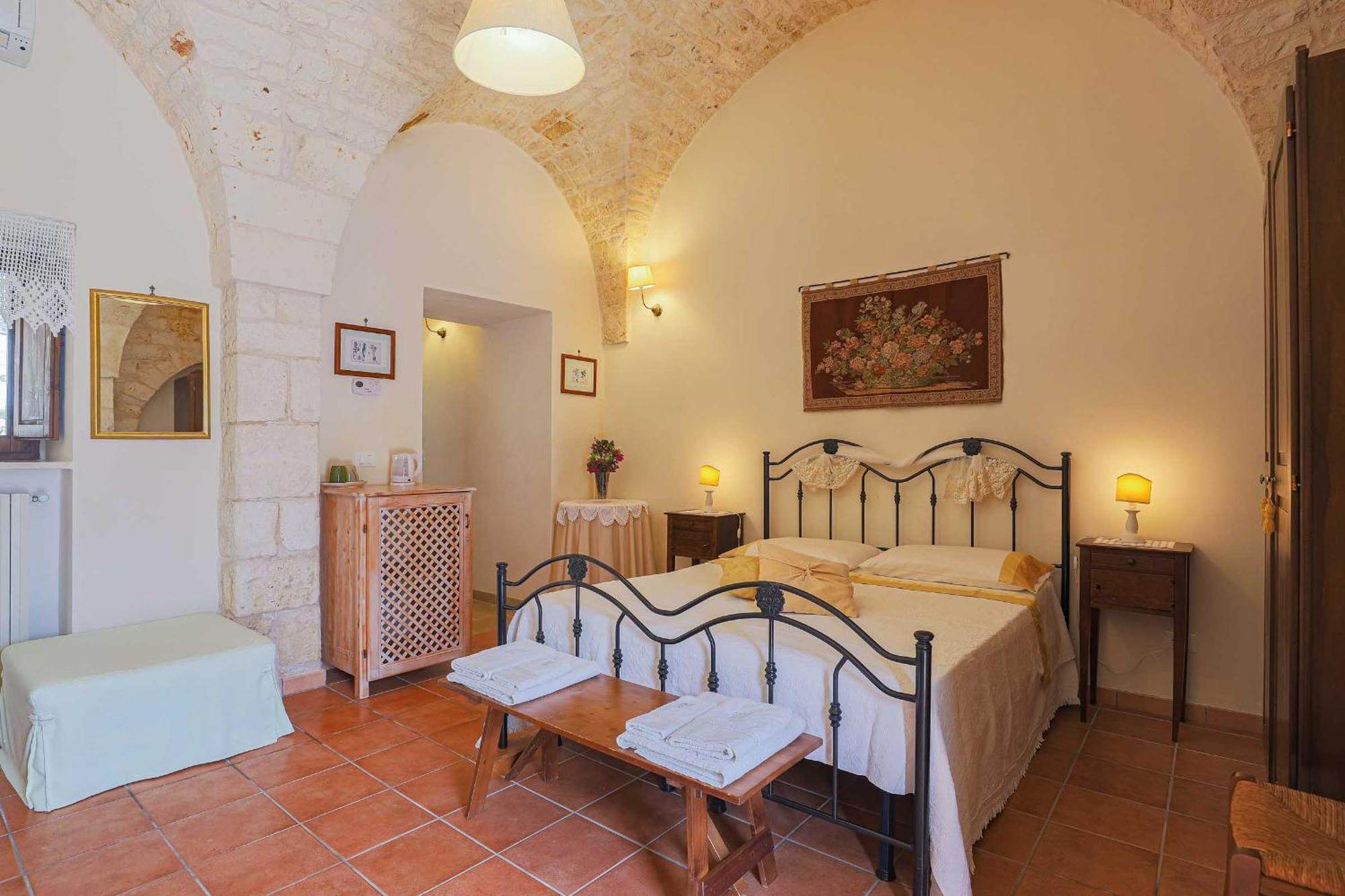 Hotel Masseria Casina Vitale 3*